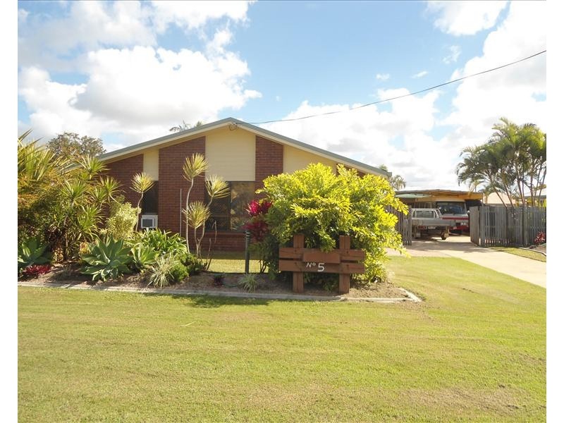 5 Smyth Court, Bundaberg North QLD 4670