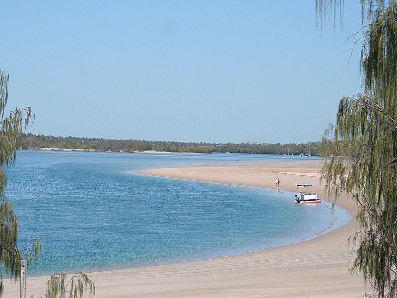 Elliott Heads QLD 4670