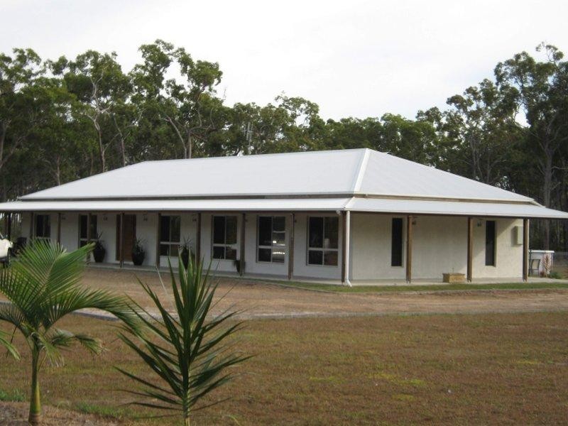 Moore Park Beach QLD 4670