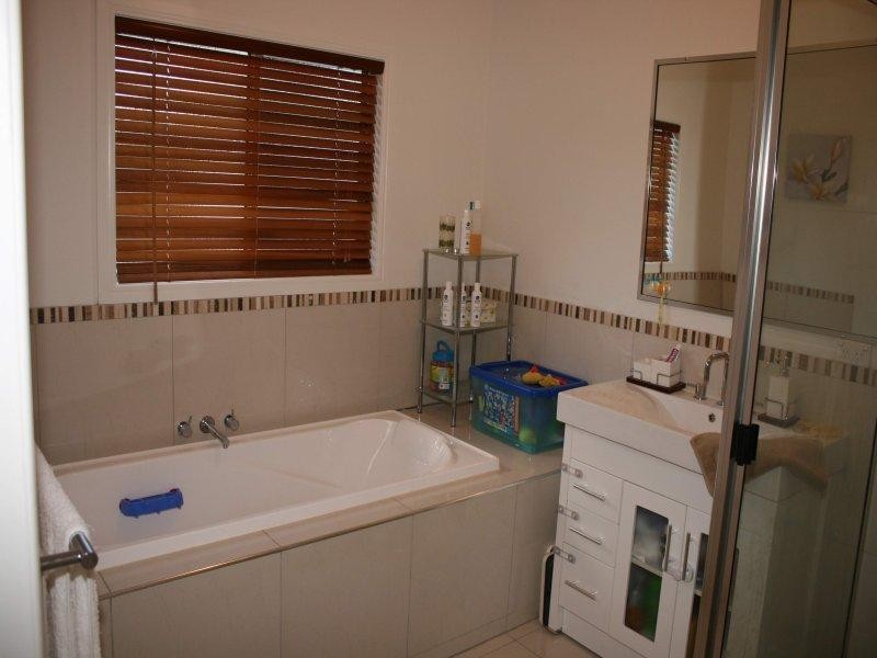 Moore Park Beach QLD 4670