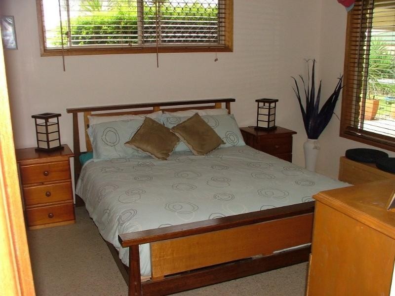 Elliott Heads QLD 4670