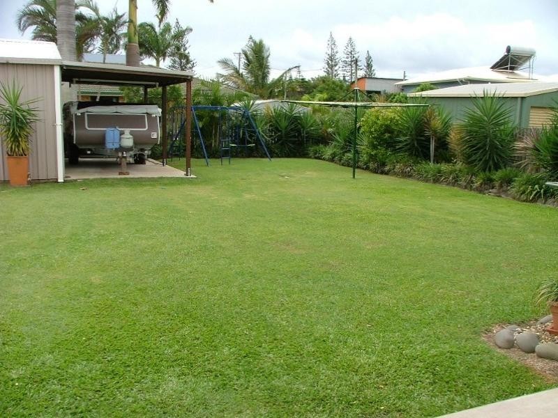 Elliott Heads QLD 4670