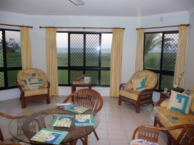 174 Shelley Street, Burnett Heads QLD 4670