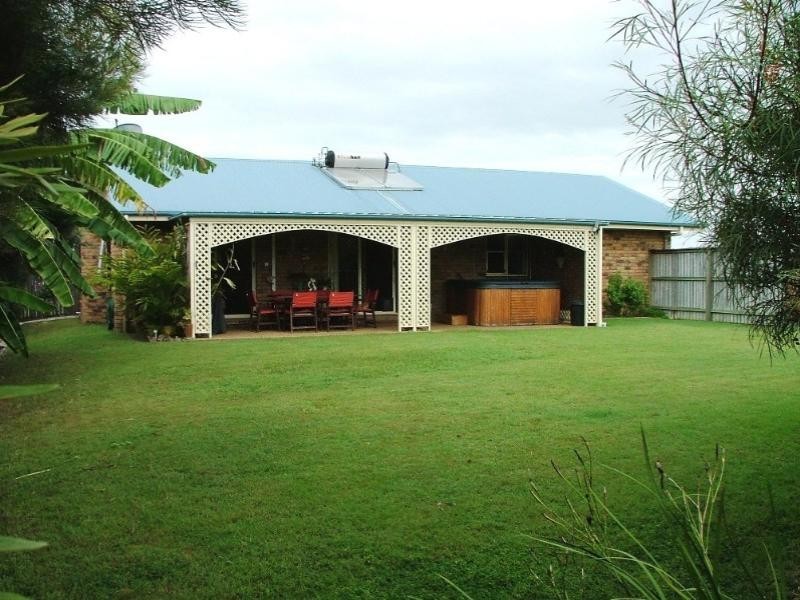 6 Settlers Court, Bargara QLD 4670