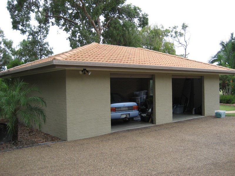 Moore Park Beach QLD 4670