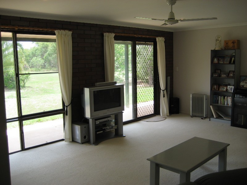 Moore Park Beach QLD 4670