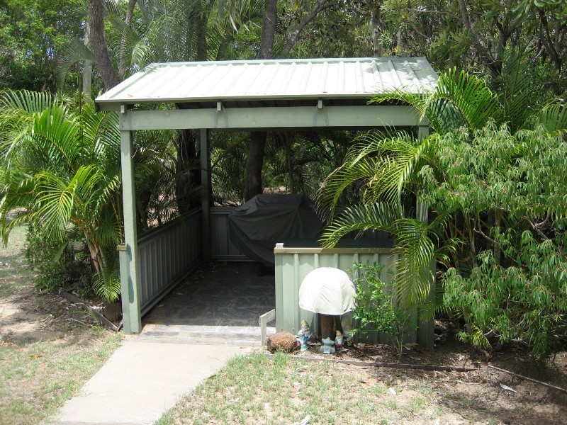 Moore Park Beach QLD 4670