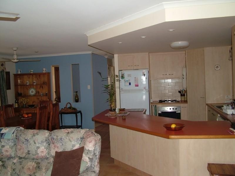 Elliott Heads QLD 4670