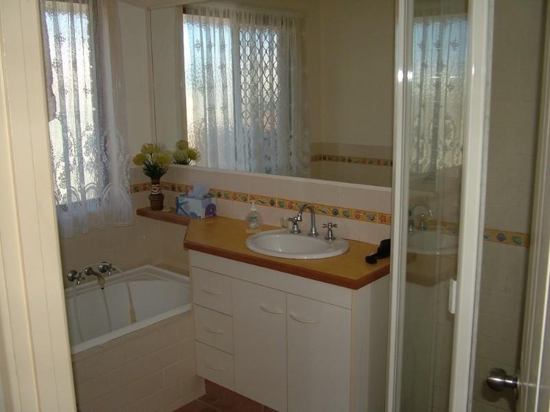 Elliott Heads QLD 4670