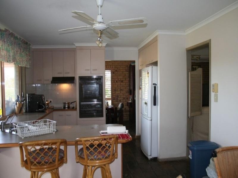 Elliott Heads QLD 4670