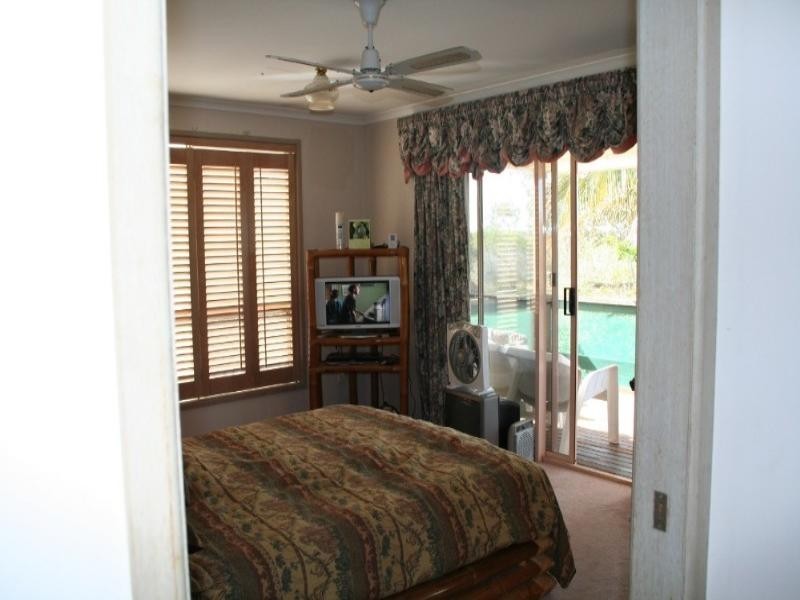 Elliott Heads QLD 4670