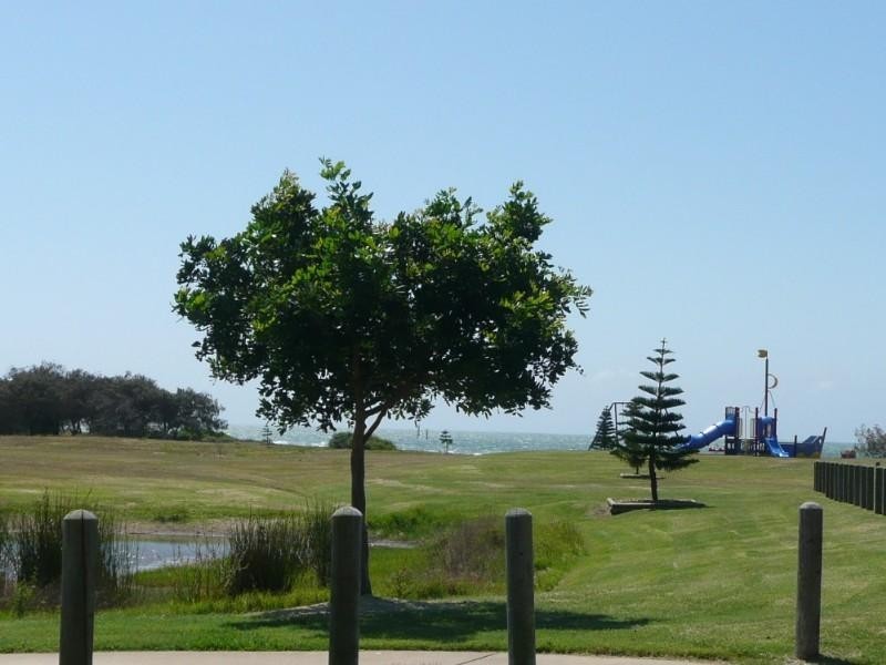 Burnett Heads QLD 4670
