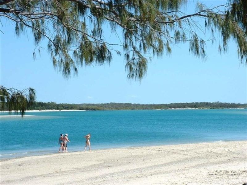 Elliott Heads QLD 4670