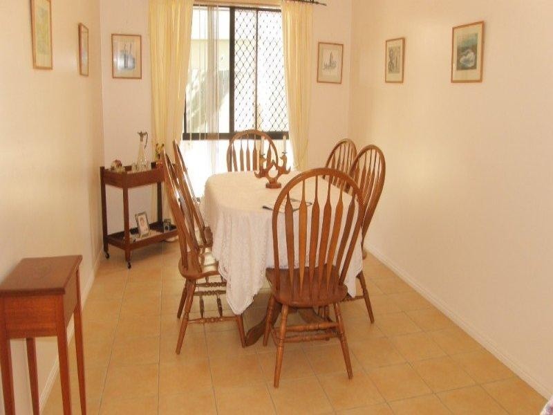 6 Cossart Crescent, Bargara QLD 4670