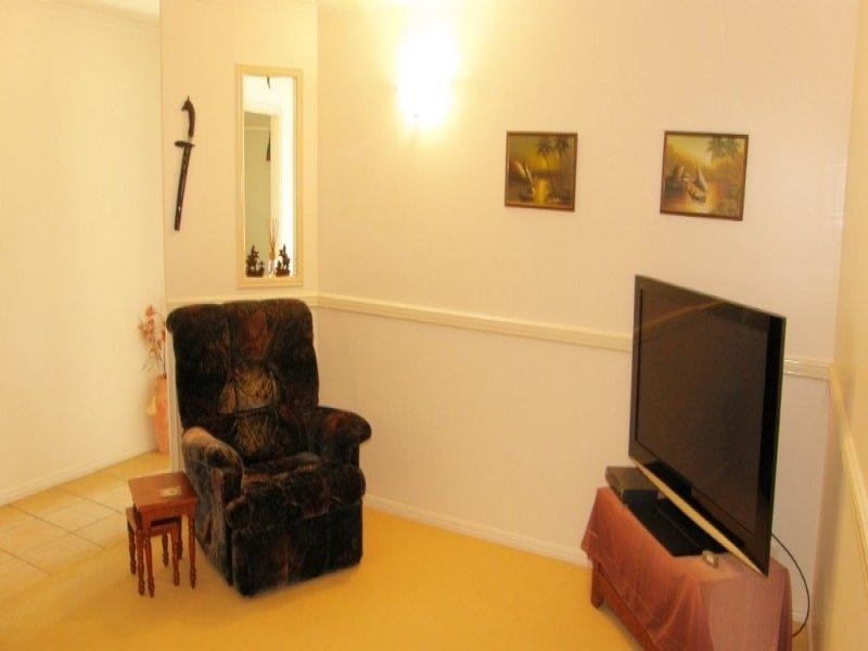 6 Cossart Crescent, Bargara QLD 4670