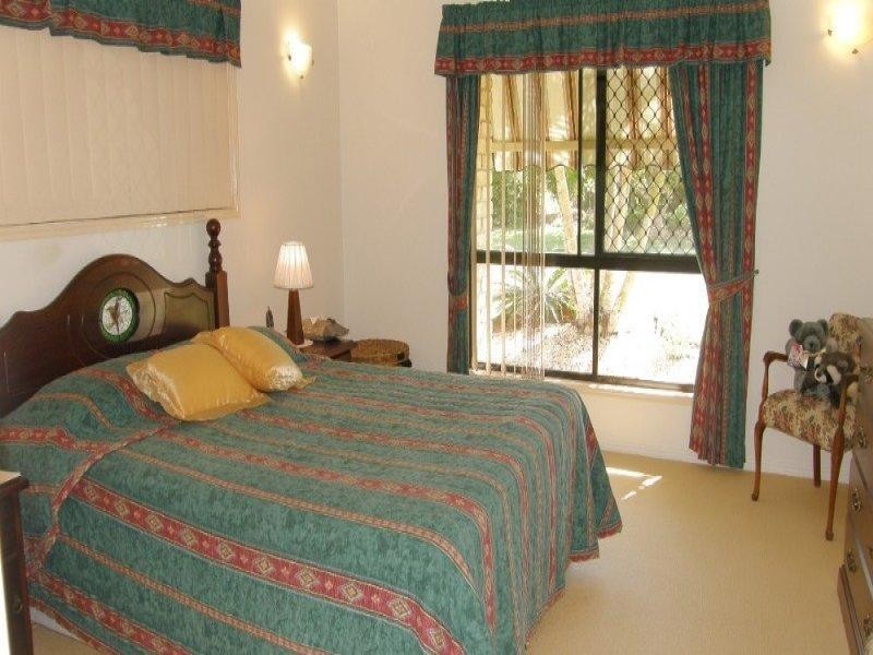 6 Cossart Crescent, Bargara QLD 4670