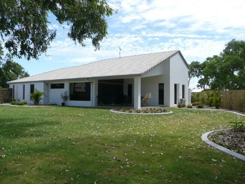 Coral Cove QLD 4670