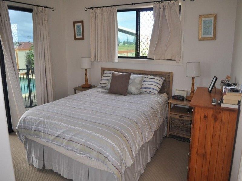 Elliott Heads QLD 4670