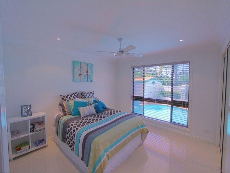 Elliott Heads QLD 4670