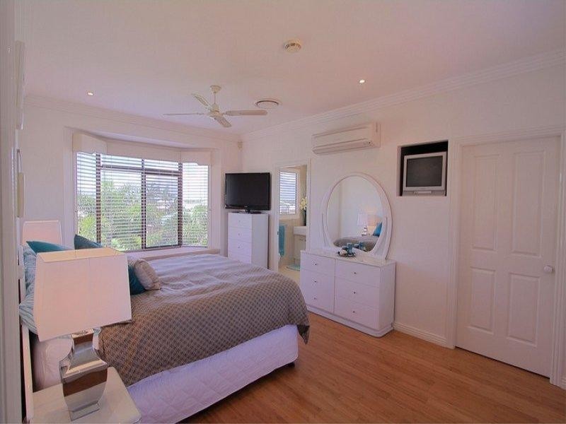 Elliott Heads QLD 4670