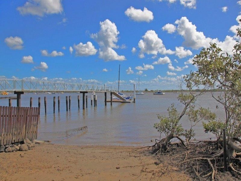 Burnett Heads QLD 4670
