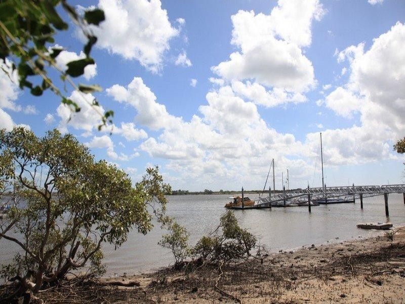 Burnett Heads QLD 4670