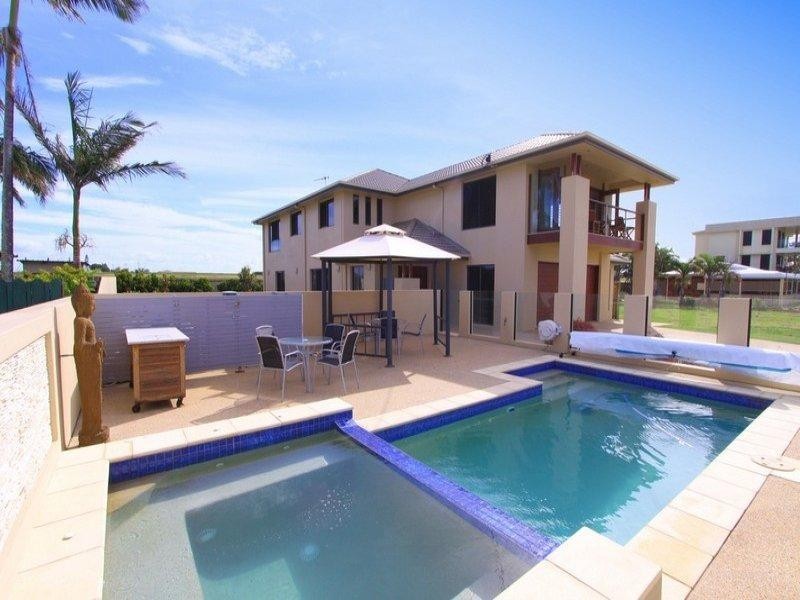 Elliott Heads QLD 4670