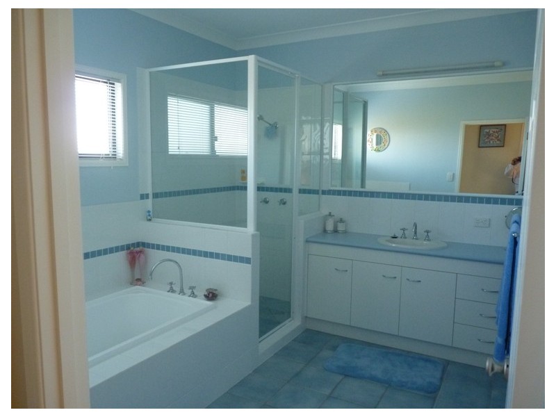 Coral Cove QLD 4670