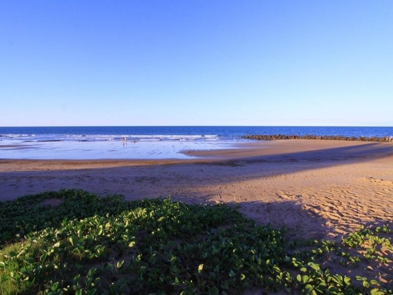 Burnett Heads QLD 4670