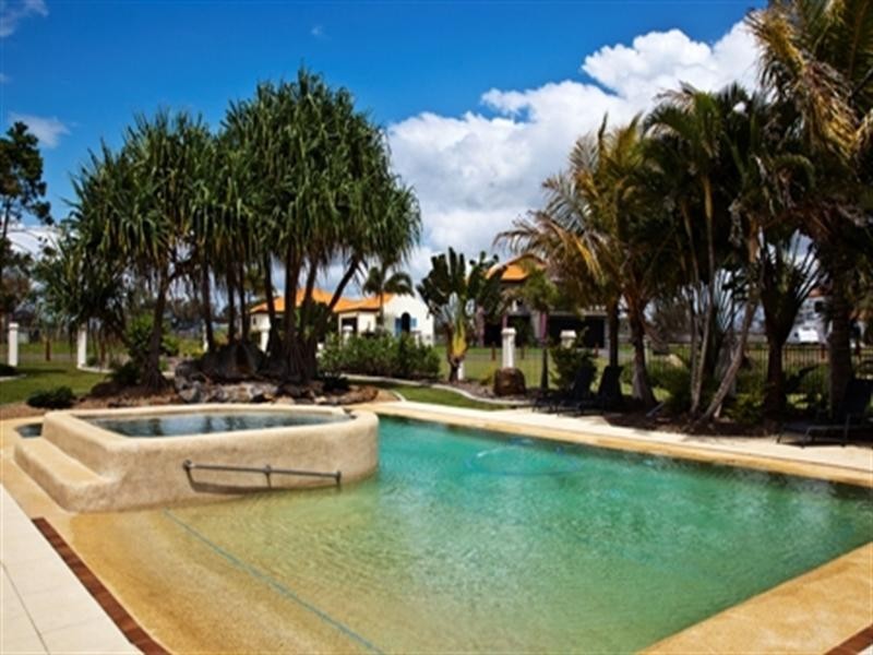 Coral Cove QLD 4670