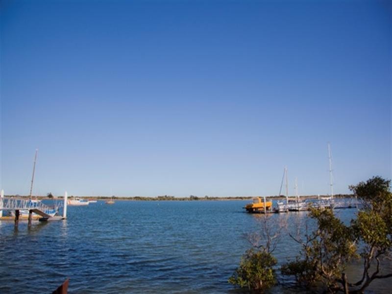 Burnett Heads QLD 4670