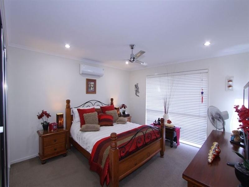 Innes Park QLD 4670