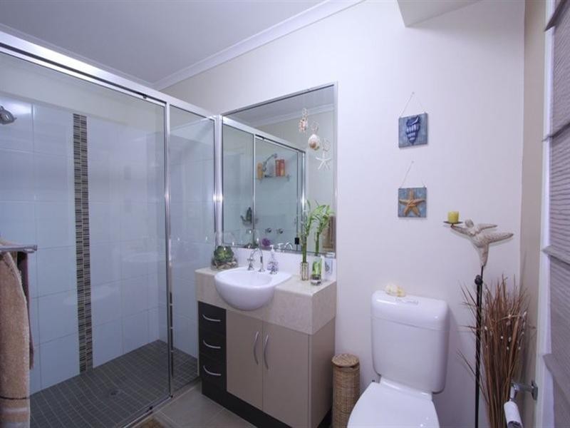 Innes Park QLD 4670
