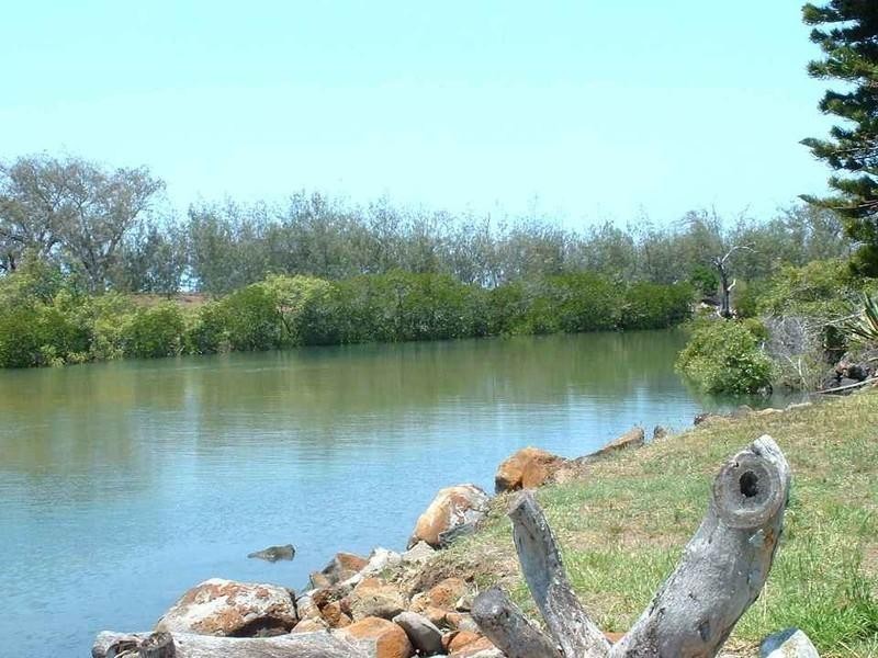 Innes Park QLD 4670
