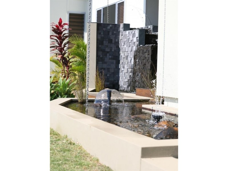 Coral Cove QLD 4670