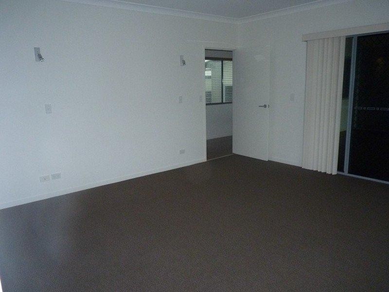 Coral Cove QLD 4670