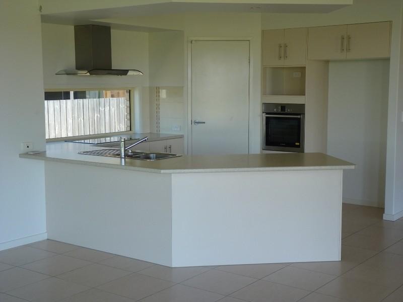 Coral Cove QLD 4670
