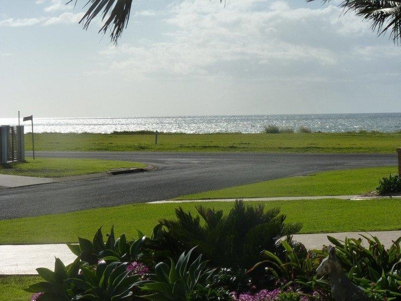 Coral Cove QLD 4670