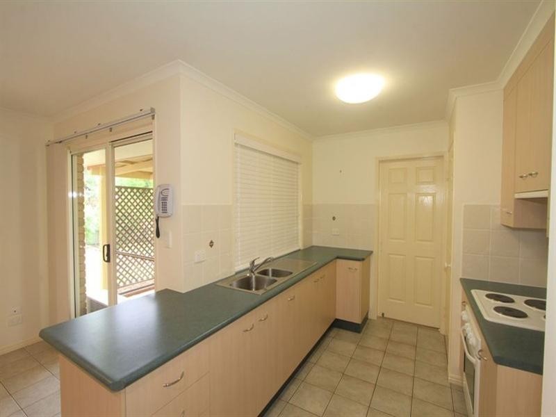 8 Cascade Parade, Bargara QLD 4670