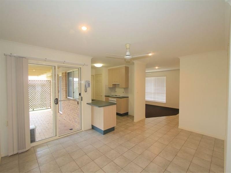 8 Cascade Parade, Bargara QLD 4670