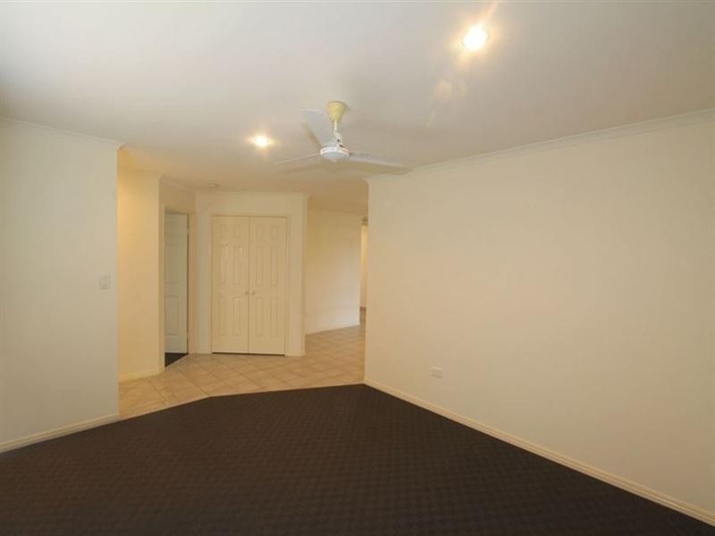 8 Cascade Parade, Bargara QLD 4670