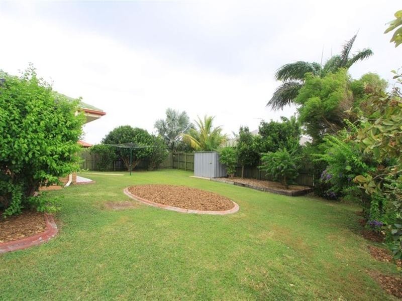 8 Cascade Parade, Bargara QLD 4670