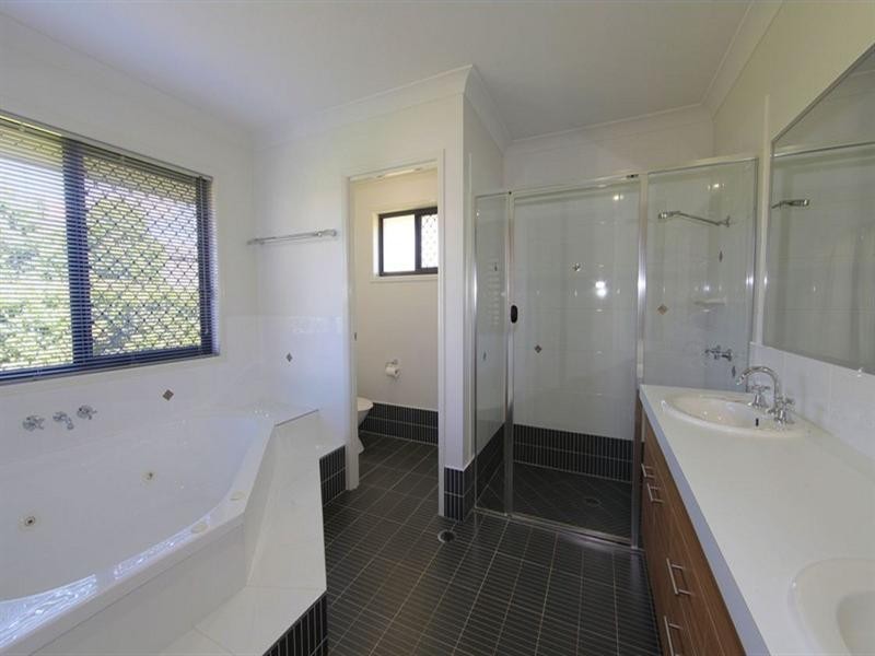 9 Sea Change Court, Bargara QLD 4670