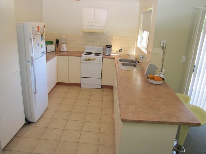 5 Settlers Court, Bargara QLD 4670