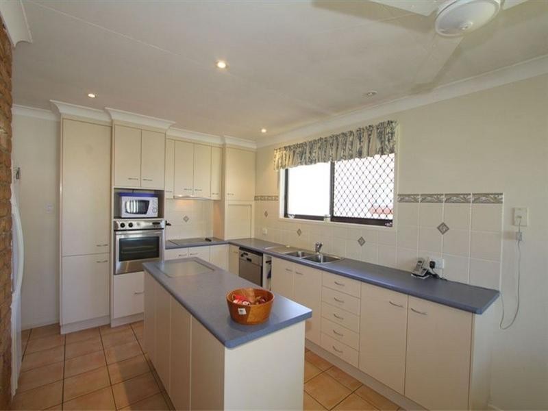 7 Limpus Crescent, Kalkie QLD 4670