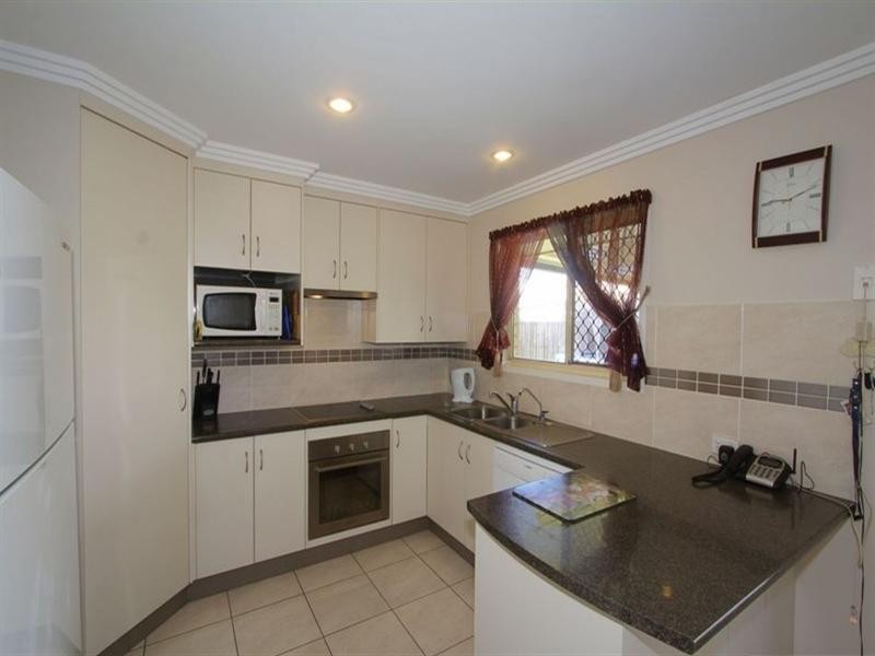 5 Wearing Road, Bargara QLD 4670
