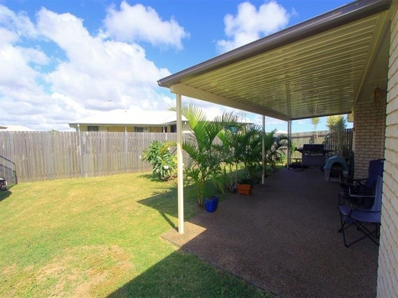 5 Wearing Road, Bargara QLD 4670