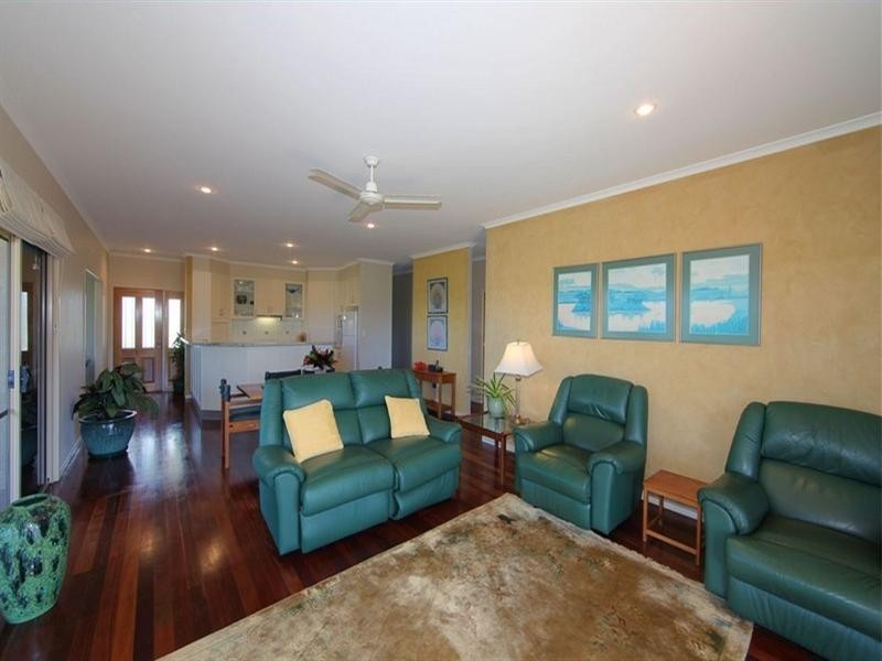 158 The Esplanade, Elliott Heads QLD 4670