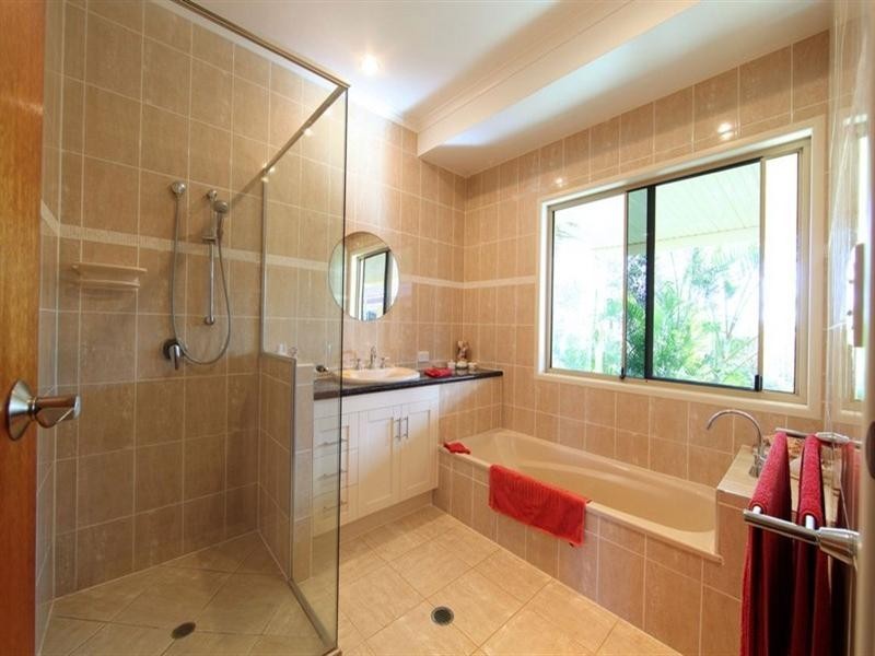 158 The Esplanade, Elliott Heads QLD 4670