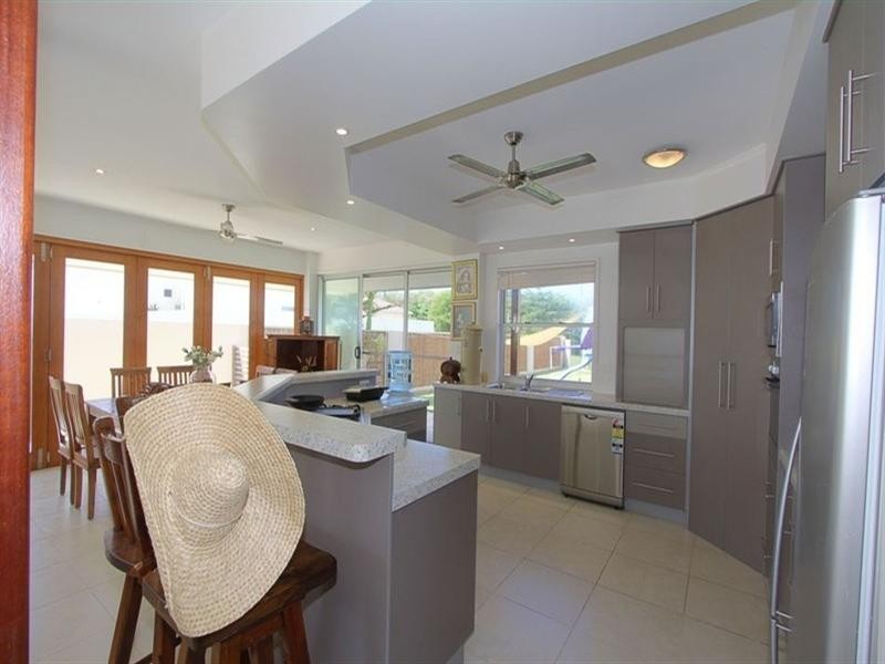 255 Woongarra Scenic Drive, Bargara QLD 4670